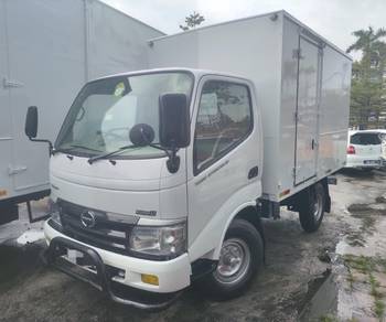 16 Hino WU302R Box Kotak 10 Kaki Boleh Loan