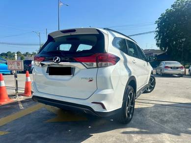 Perodua ARUZ 1.5 AV (A)