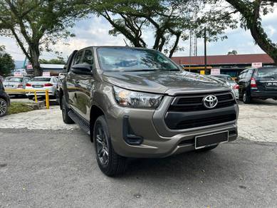 Toyota HILUX 2.4 E (A)