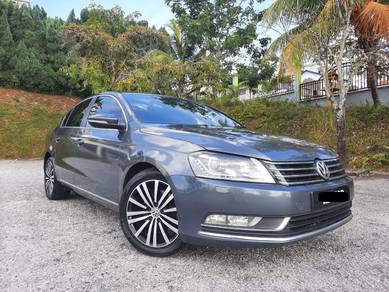 Volkswagen PASSAT 1.8 TSI SPORT (A)FULL/LOAN/CAR