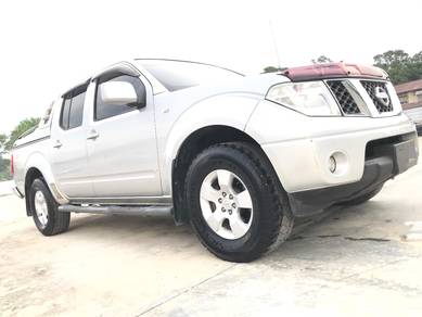 Nissan NAVARA 2.5SE 4WD(M)LEATHER SEAT/FULL CANOPY
