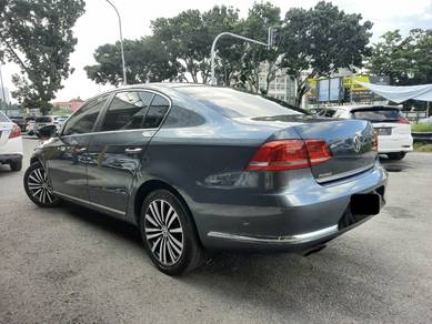 Volkswagen PASSAT 1.8 TSI SPORT (A) CARKING