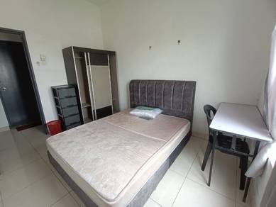 Middle room with carpark for rent at Saville Kajang Jln Reko UKM Bangi