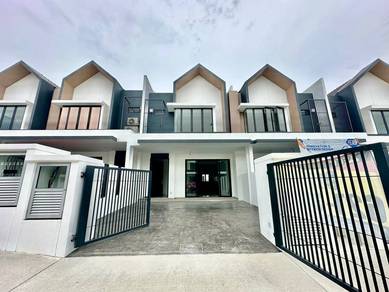 BRAND NEW Double Storey Terrace Serenia Aiora 1 Serenia City Dengkil