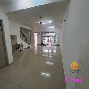 Newly Refurbished Below Vlaue Bandar Botanic Armaya 2.5 Sty House Sale