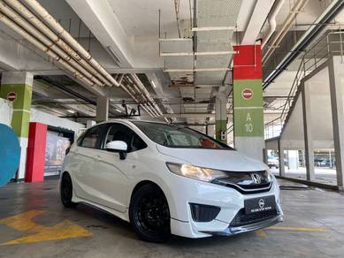 Honda JAZZ 1.5 S (A) FULLOAN GK5 CARKING