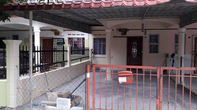 Renovated Teres 2 Tingkat Taman Tambi Chik Karim Bt Berendam