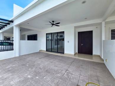 Partly furnished Double Storey Sejati Lakeside