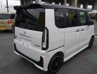 Honda N BOX 660 CUSTOM L TURBO (A)