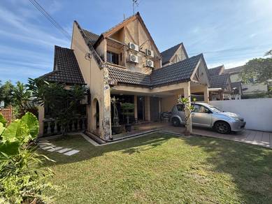 (2,400 SQ FT END LOT) 2 Storey Terrace End Lot @ Bukit Setiawangsa, KL