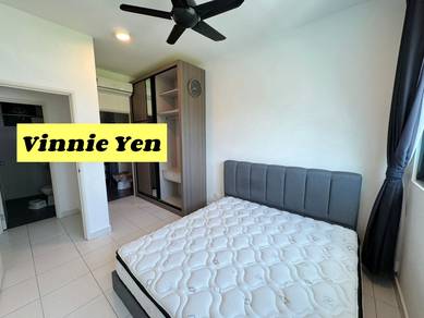 One Foresta 900sf 2carpark Fully Furnish 