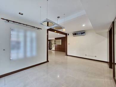 Bukit Segar Jaya 2 Limited Endlot 3 Storey Terrace for sale