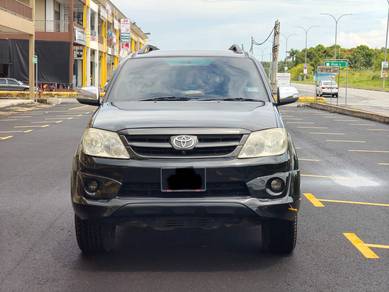 Toyota FORTUNER 2.7 V (A)