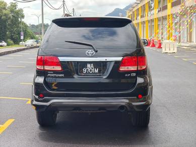Toyota FORTUNER 2.7 V (A)