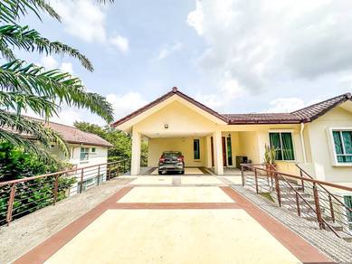 FACING OPEN 3 Storey Bungalow Teratai Villas Kayangan Heights