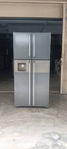 Hitachi 4 Door Peti ais Fridge 550 Liter