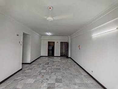 Emerald Hill Condo-Tmn Bukit Indah,Ampang Jaya-Blok B Tkt 6-Ready 15/9