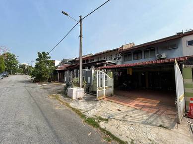 FACING OPEN! Double Storey Taman Megah Bandar Tun Husein Onn Cheras