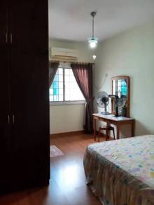 Single Bedroom @ Aircond Room