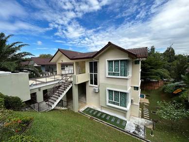 Triple Storey Bungalow, Kayangan Heights, Seksyen U9, Shah Alam