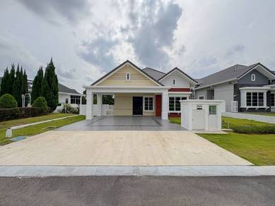 FREEHOLD 1.5 Storey Banglo Reineville, Setia Ecohill Semenyih