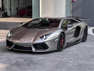 Lamborghini AVENTADOR 6.5 LP 720-4 (A)