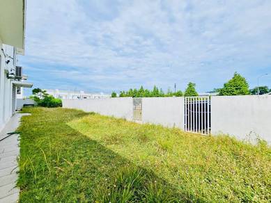 Below Market! 🔥Double Storey End Lot with Land @ Sri Sendayan