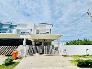 Below Market! 🔥Double Storey End Lot with Land @ Sri Sendayan
