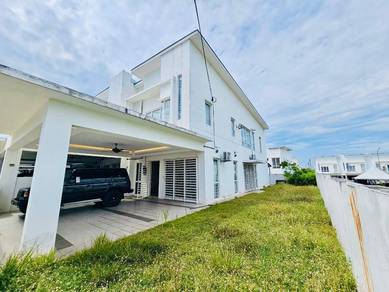 Below Market! 🔥Double Storey End Lot with Land @ Sri Sendayan