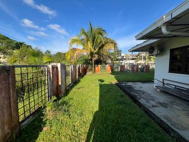 Freehold/ 2 storey semi D/ Jalan Song/ 4b3b/ Next friendship park