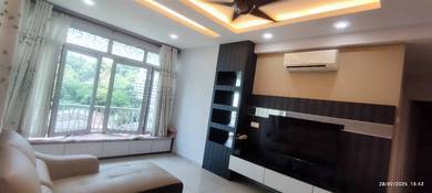 The Peak Residences, Fully Furnished, Renovated, 2 Carparks, 1000sqf