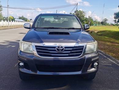 Toyota HILUX 2.5 G VNT DOUBLE CAB (A)