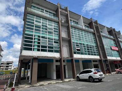 Adjoin 2 unit/ 6th mile/ near Westfield point airport/4 storey shoplot