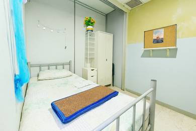 bilik sewa taman pauh wanita