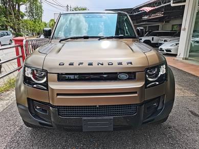 Land Rover DEFENDER 110 2.0 SE SPECIAL GOLD
