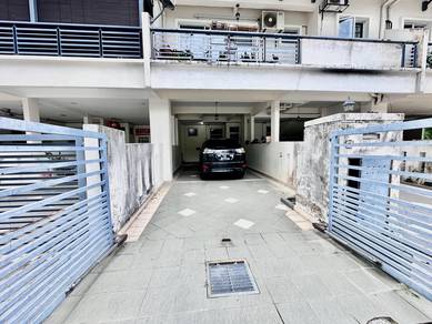 GROUND FLOOR TOWNHOUSE, Ariza Garden Villa, Taman Raintree, Batu Caves