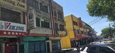 Triple Storey Shop Silibin Commercial Center