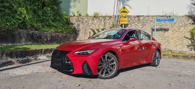 Lexus IS300 2.0 F-SPORT 11000km