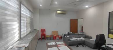 TAMAN BAYU TINGGI KLANG 1st Floor Office 22x70 with Airconds Furniture