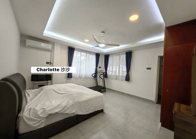 For Sale/ 2 storey Detached house/ Well Maintained/ 10 mins to KK town