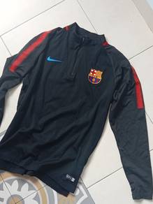 Bju Training tracktop kelab barcelona