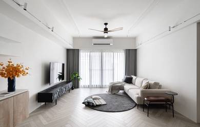 RM 1K / mth ! Best Invest Freehold 2 Room 2 CP Subang Airport, Elmina