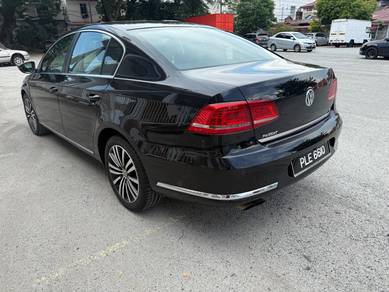 Volkswagen PASSAT 1.8 TSI (CKD) (A)
