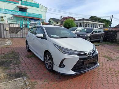 Toyota YARIS 1.5 E (A)