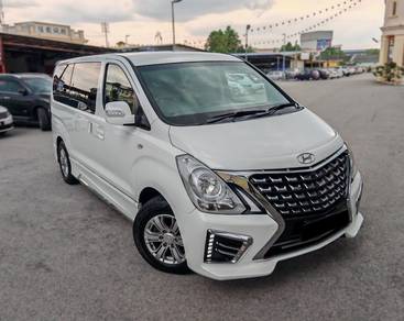 Hyundai GRAND STAREX 2.5 ROYALE (A) Premium