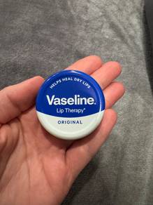 Lip therapy Original from UK (New)