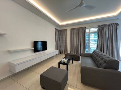Cluster House @ Kempas Utama 4 + 1 Bed Fully Furnished Setia Tropika