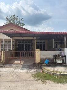 Teres Setingkat Zon Kemboja,  Bandar Amanjaya, Sungai Petani,  Kedah.