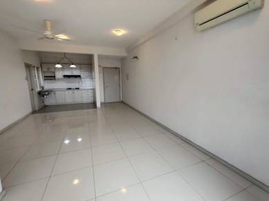 TTDI Adina 2R2B Partly Furnished 2CP beside Lotus Sek 13 Shah Alam