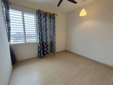 TTDI Adina 2R2B Partly Furnished 2CP beside Lotus Sek 13 Shah Alam